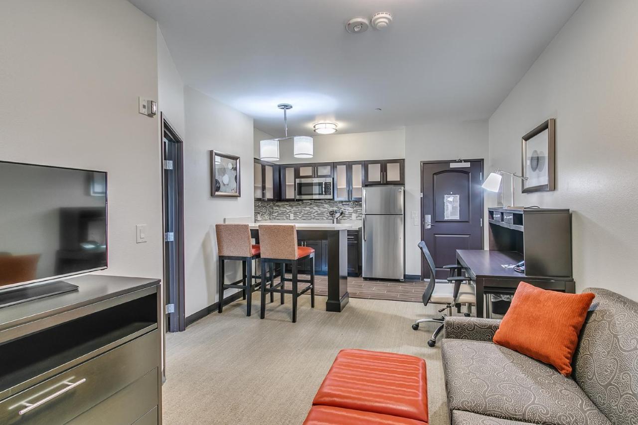 Staybridge Suites Lubbock South By Ihg Esterno foto