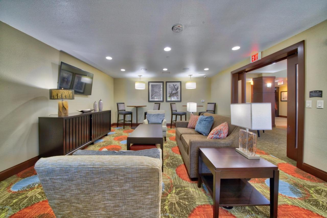 Staybridge Suites Lubbock South By Ihg Esterno foto